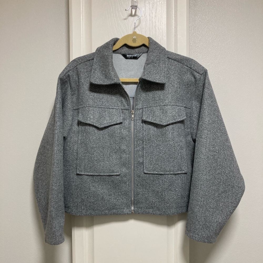 Allegra K Women’s Cropped Jacket. Gray. Size Small.